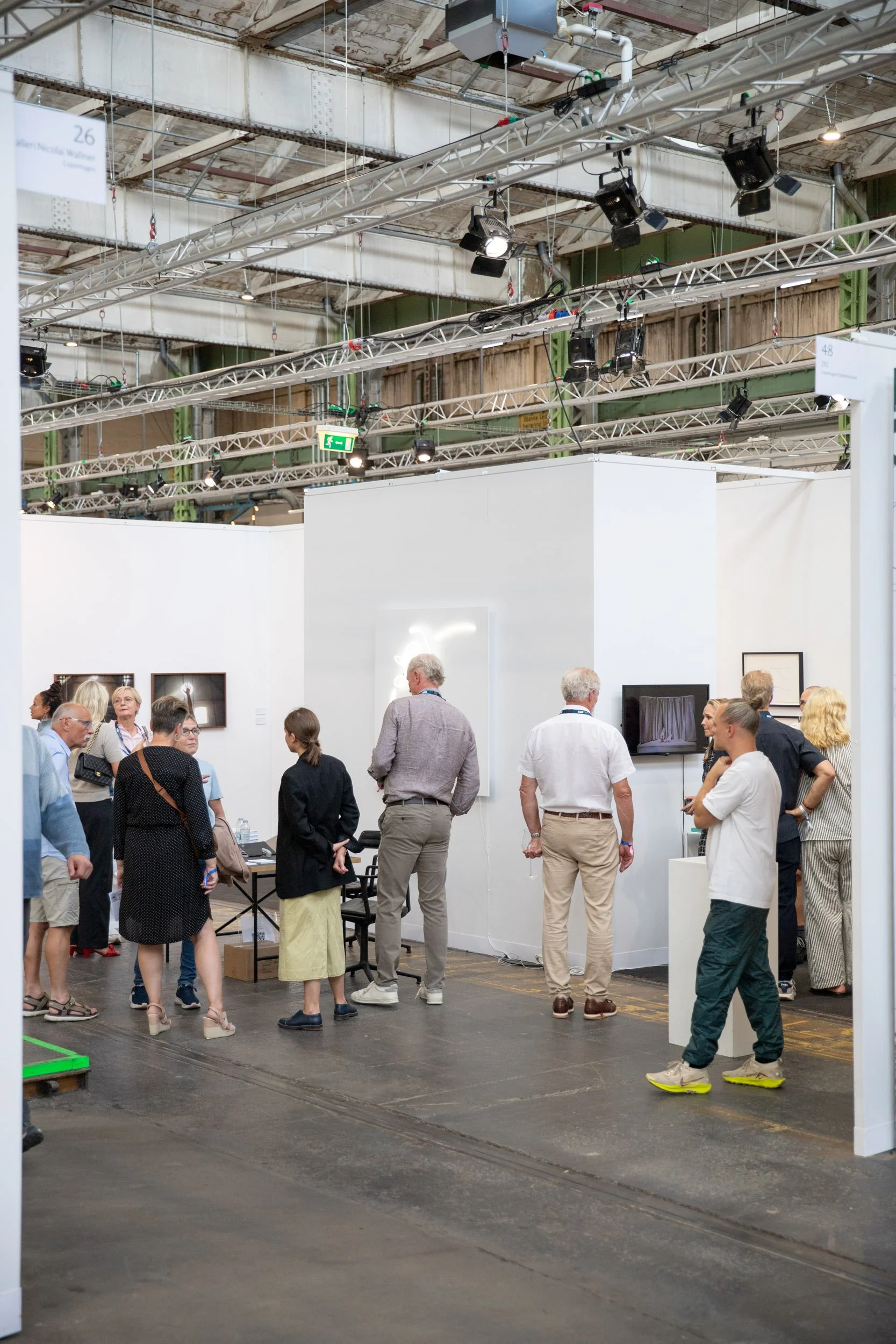 2112-enter-art-fair-friday-img_9949-photo-by-sofus-graae.jpg