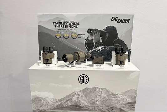 SIG SAUER Counter Display Experience
