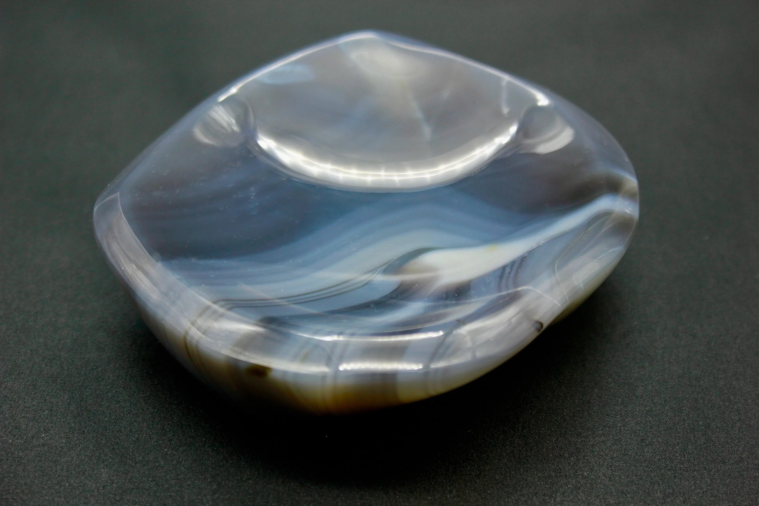 Stylish Agate dish (sold out)