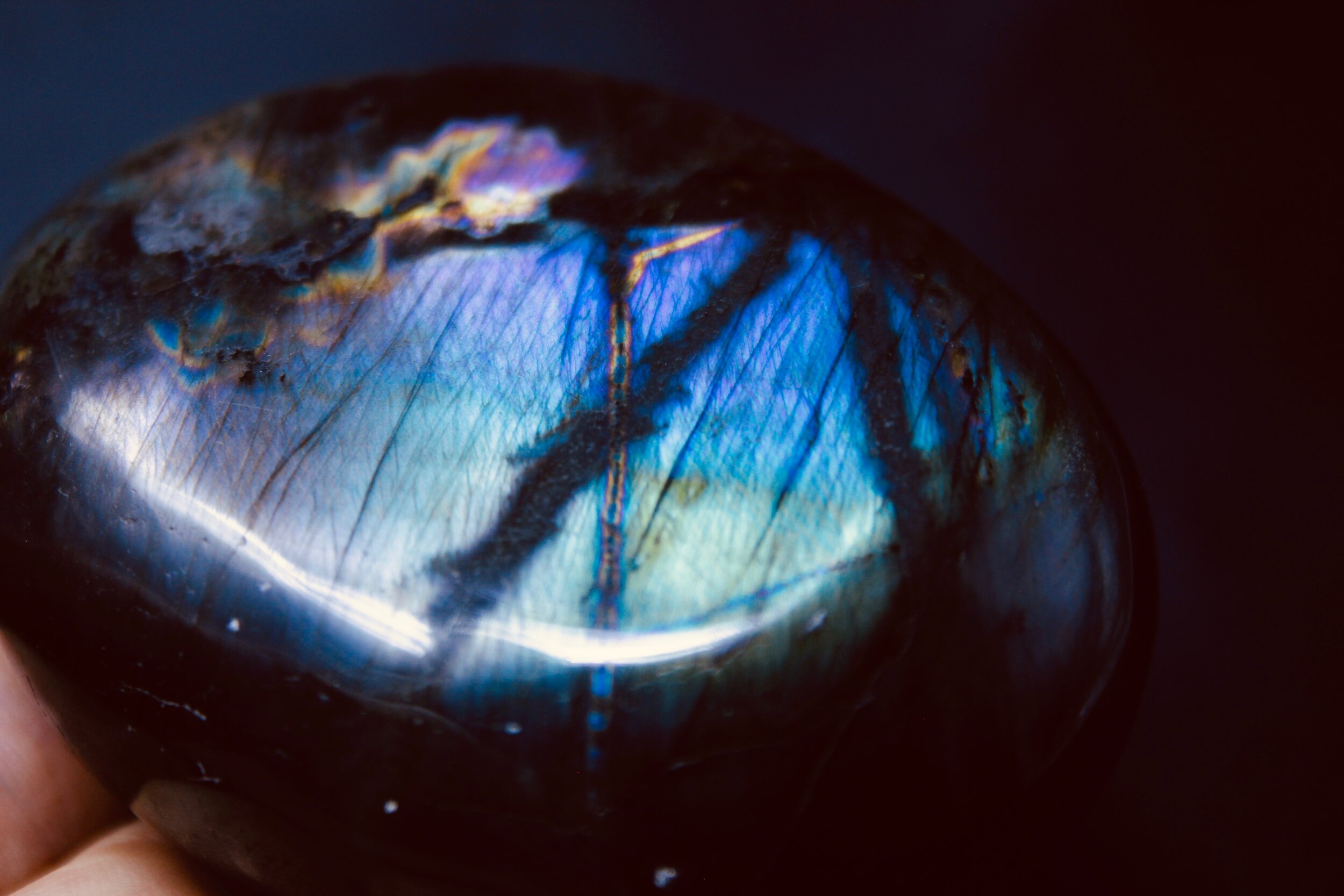 A Magical iridescent Labradorite palm stone (Sold)