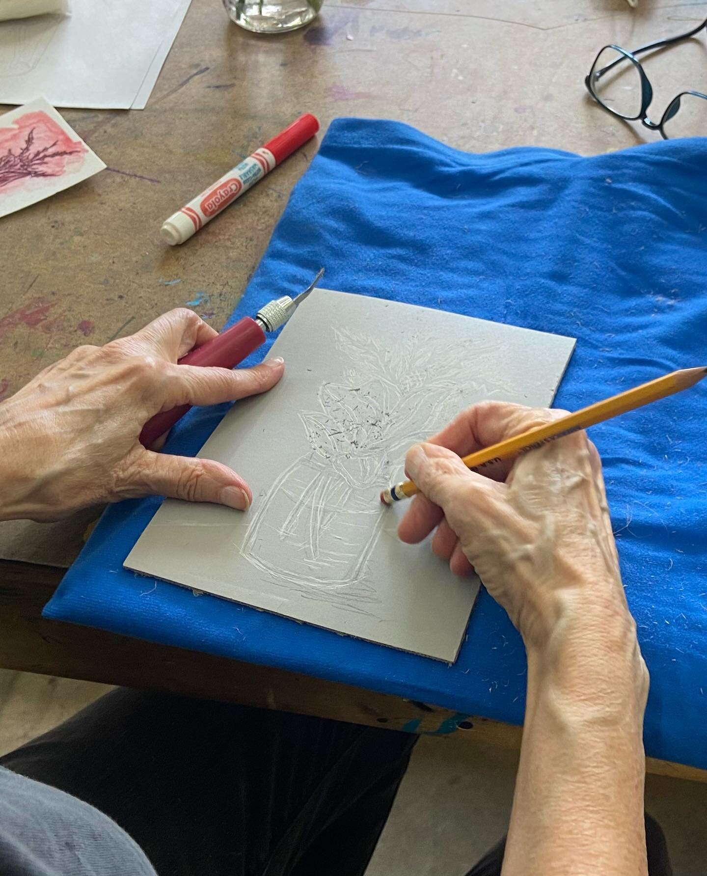 First in-person class I&rsquo;ve taught in over a year and it was lovely. Botanical Block Printing workshop - swipe to see student work. 

I&rsquo;ll be teaching two Monday evening experimental printmaking classes at Laguna Gloria this fall. Sign up 