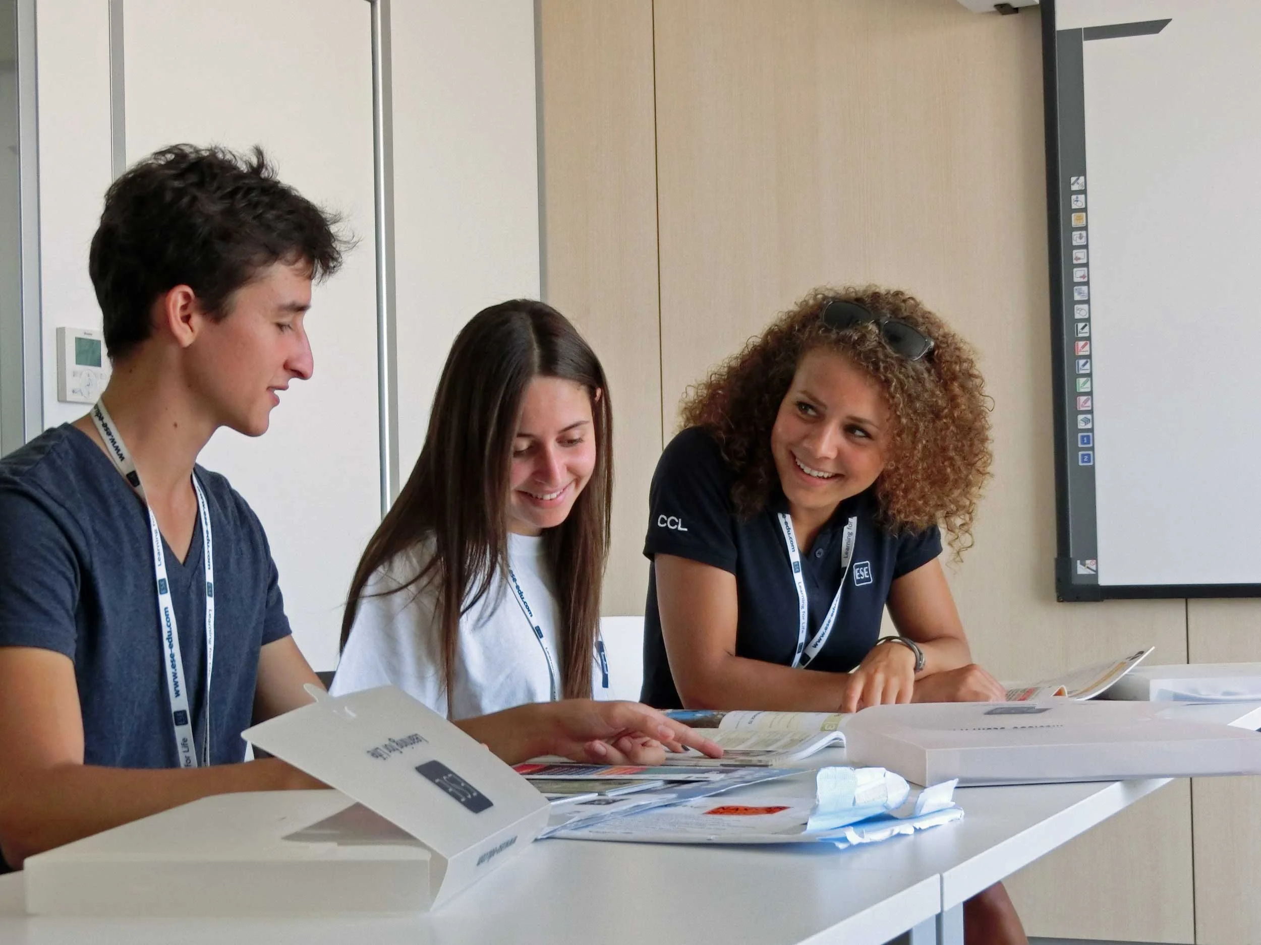 ESE School, students with english's teacher