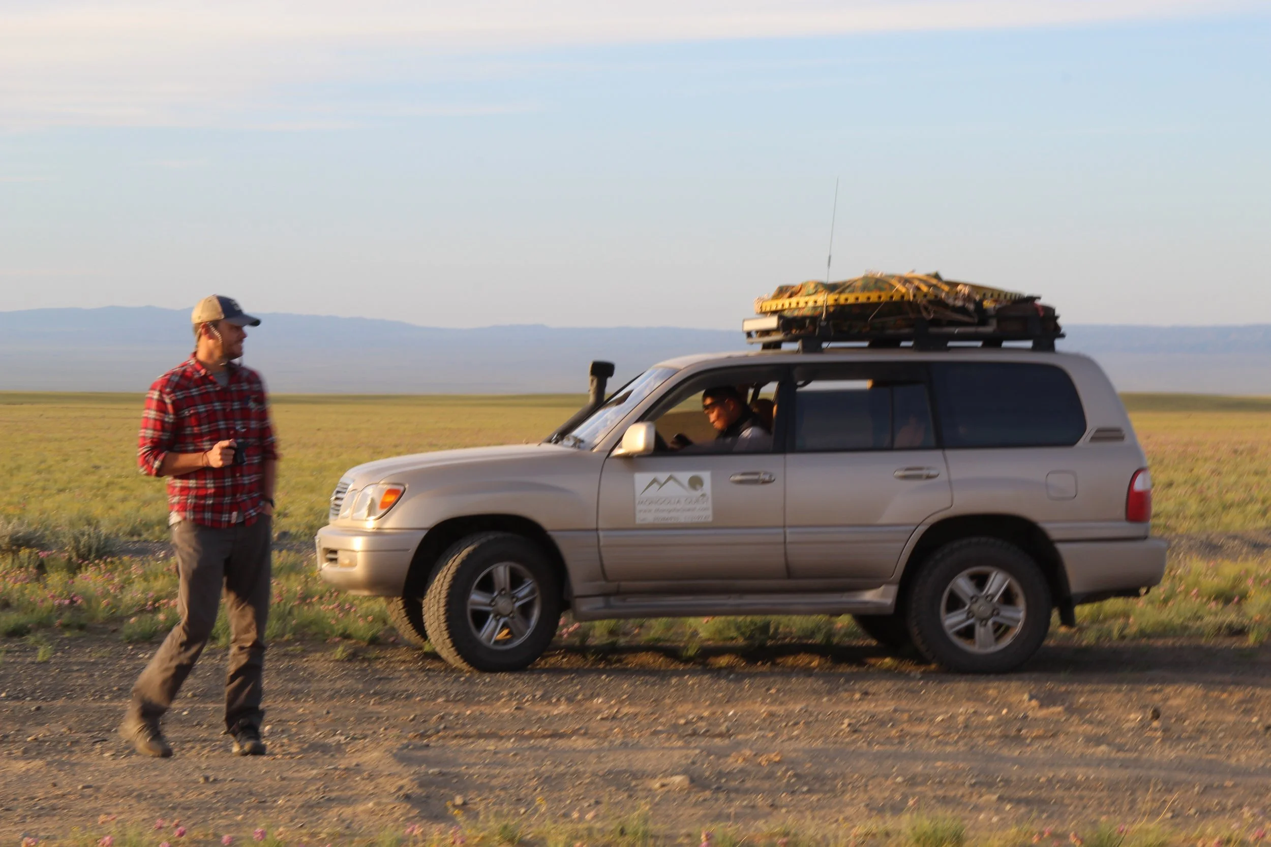 Dragon Hunters of the Gobi