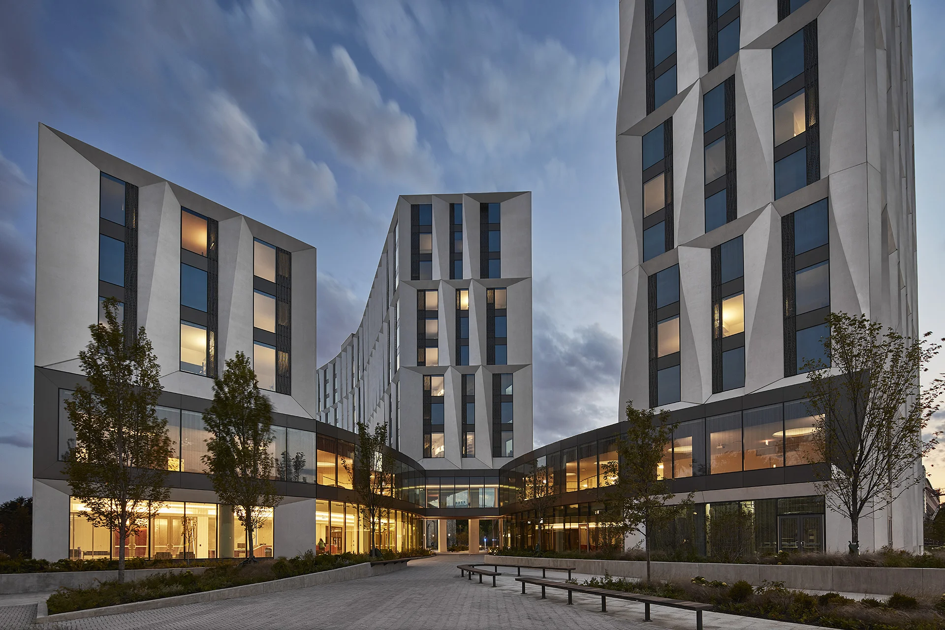 University of Chicago Campus North Residential Commons © Tom Harris, Courtesy Studio Gang