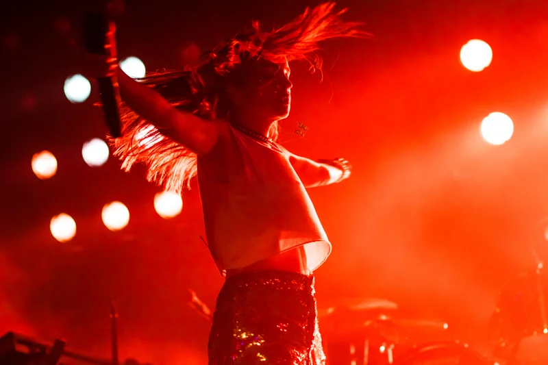 CHVRCHES  (Philadelphia, 2018)October21-9.jpg