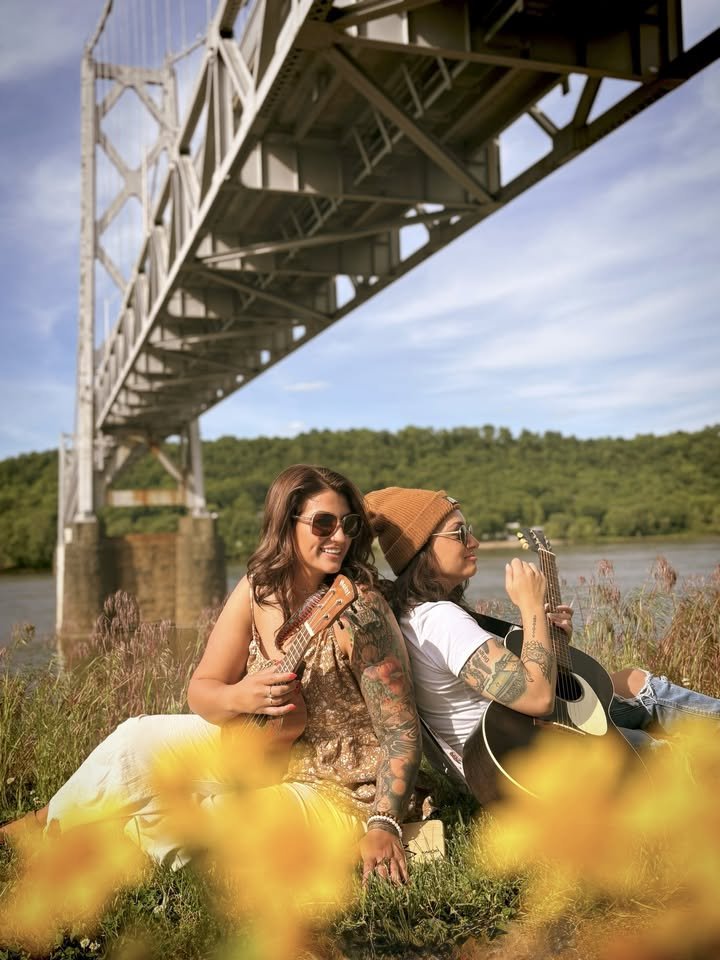 Ellie & Autumn