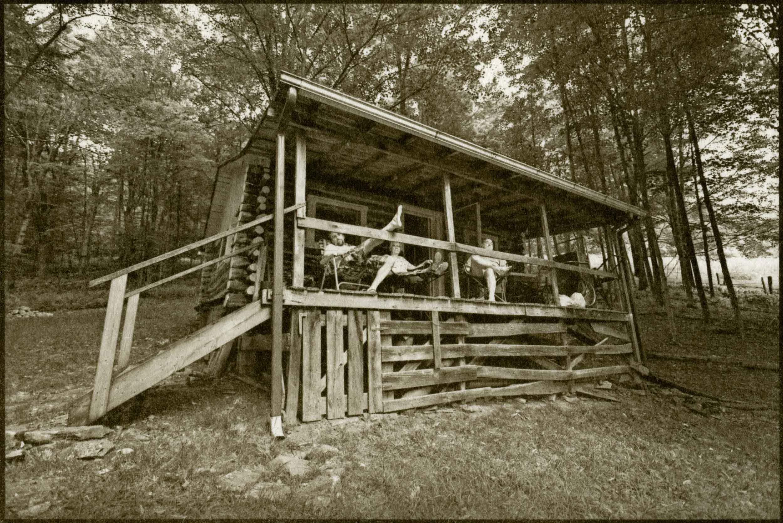 dawson_cabin_002.jpg