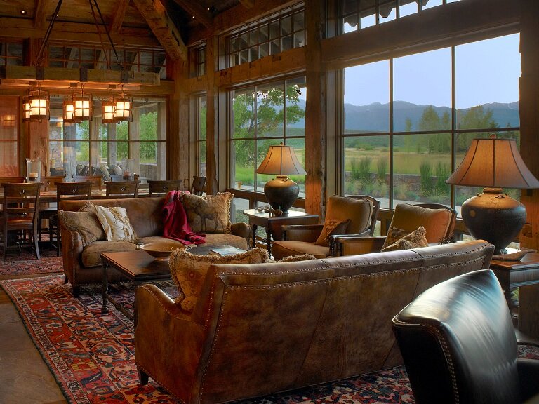 2-living-room-toward-dining-room-with-mountain-view.jpg