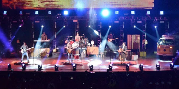 Morat celebró doble lleno total en el Auditorio Nacional y anuncia nueva fecha, 11 de marzo