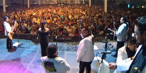 Los Ángeles Azules desafiaron las fronteras y en un fin de semana pusieron a bailar a Guatemala y Tamaulipas