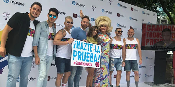 Como vocera de la campaña #Sinvergüenza, María León fue parte de la Marcha del Orgullo LGBT CDMX