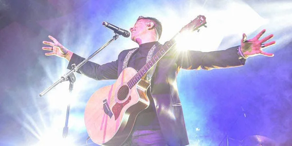 Por tercera ocasión Yahir es invitado a una de las ferias más importantes de Chiapas, en donde lo recibió un recinto abarrotado