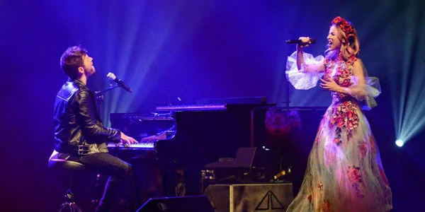 Paty Cantú realiza inolvidable dueto con Pablo López en Madrid; esta semana se presentará en Argentina y Chile