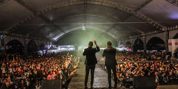 En la recta final del #VivamosloTour, Río Roma llevó su romanticismo a Puebla y Quintana Roo