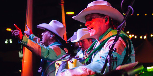 Bronco arrasó con su galope durante el Tropicalia Fest