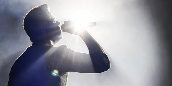 Yahir tuvo un cierre espectacular de su gira + Allá y se prepara para lanzar nuevo material