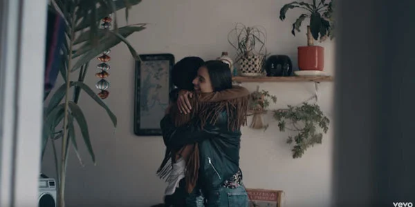 Elidian supera los 2 millones de reproducciones en YouTube con “Por siempre en mi corazón”
