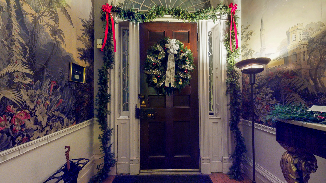 Rensselaer-County-Historic-Society-The-62nd-Annual-Holiday-Greens-Show-12022018_204129.jpg