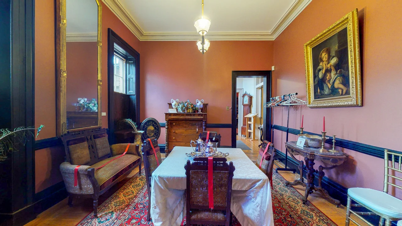 Ten-Broek-Mansion-12042018_113247.jpg