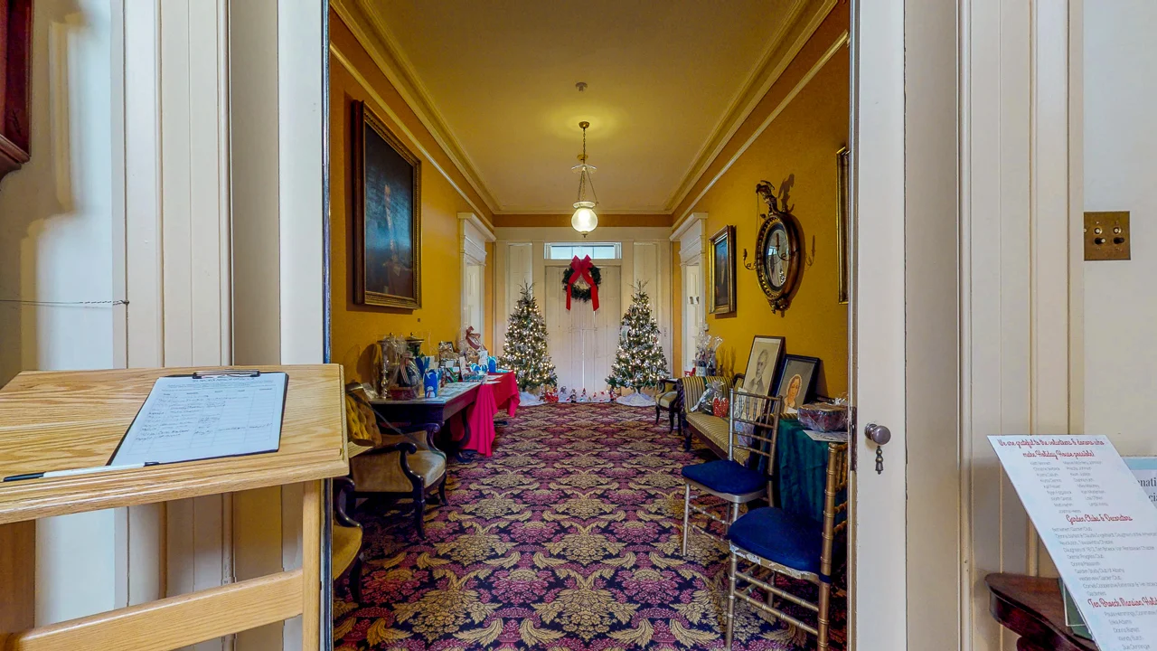 Ten-Broek-Mansion-12042018_113537.jpg