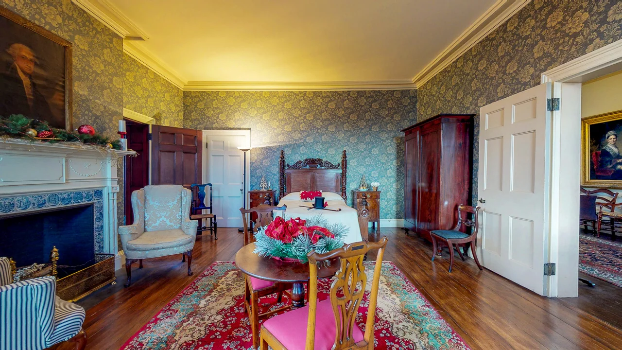 Ten-Broek-Mansion-12042018_121939.jpg