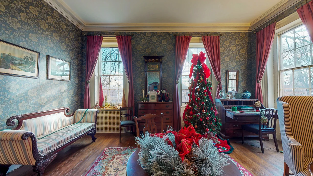 Ten-Broek-Mansion-12042018_121708.jpg