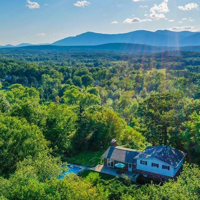 Oasis⠀
.⠀
.⠀
.⠀
.⠀
.⠀
.⠀
.⠀
.⠀
.⠀
.⠀
#realestate #realtor #justlisted #broker #homesale #newhome #househunting #househunters #dreamhome #properties #milliondollarlisting #oldhousecharm #home #property #housing #mortgage #homesforsale #homeinspection #homesweethome #thereisnoplacelikehome #justlisted #countrylife #wanttomove #houseportrait #518 #upstateny #upstate #newyork #hudsonvirtualtours #drone⠀⠀