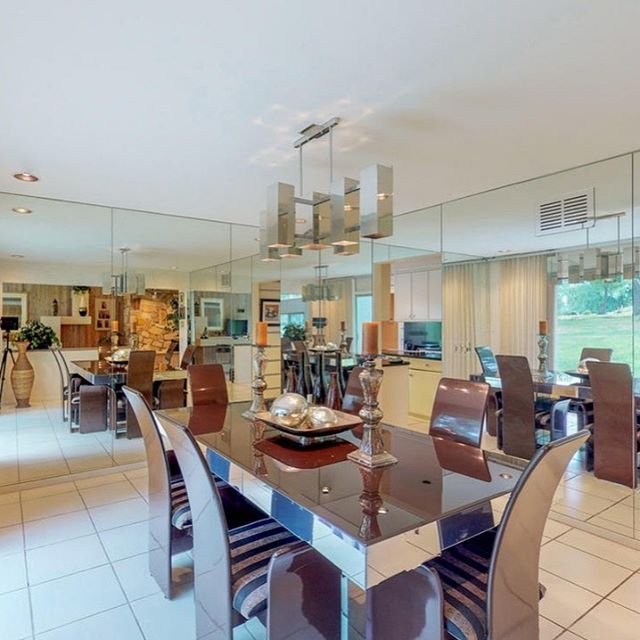 dining in a hall of mirrors!⠀
.⠀
.⠀
.⠀
.⠀
.⠀
.⠀
.⠀
.⠀
.⠀
#diningroom #dining #diningroominspo #homedecor #interior #home #house #glam #interiordecorating #homedesign #homedecor #realty #realtor #broker #listingagent #listing #forsale #househunting #homeforsale #newlisting #realestate #realestatephotography #residentialrealestate #realestateagent #property #hudsonvirtualtours #virtualtour #capitalregion #518 #dreamhome⠀⠀