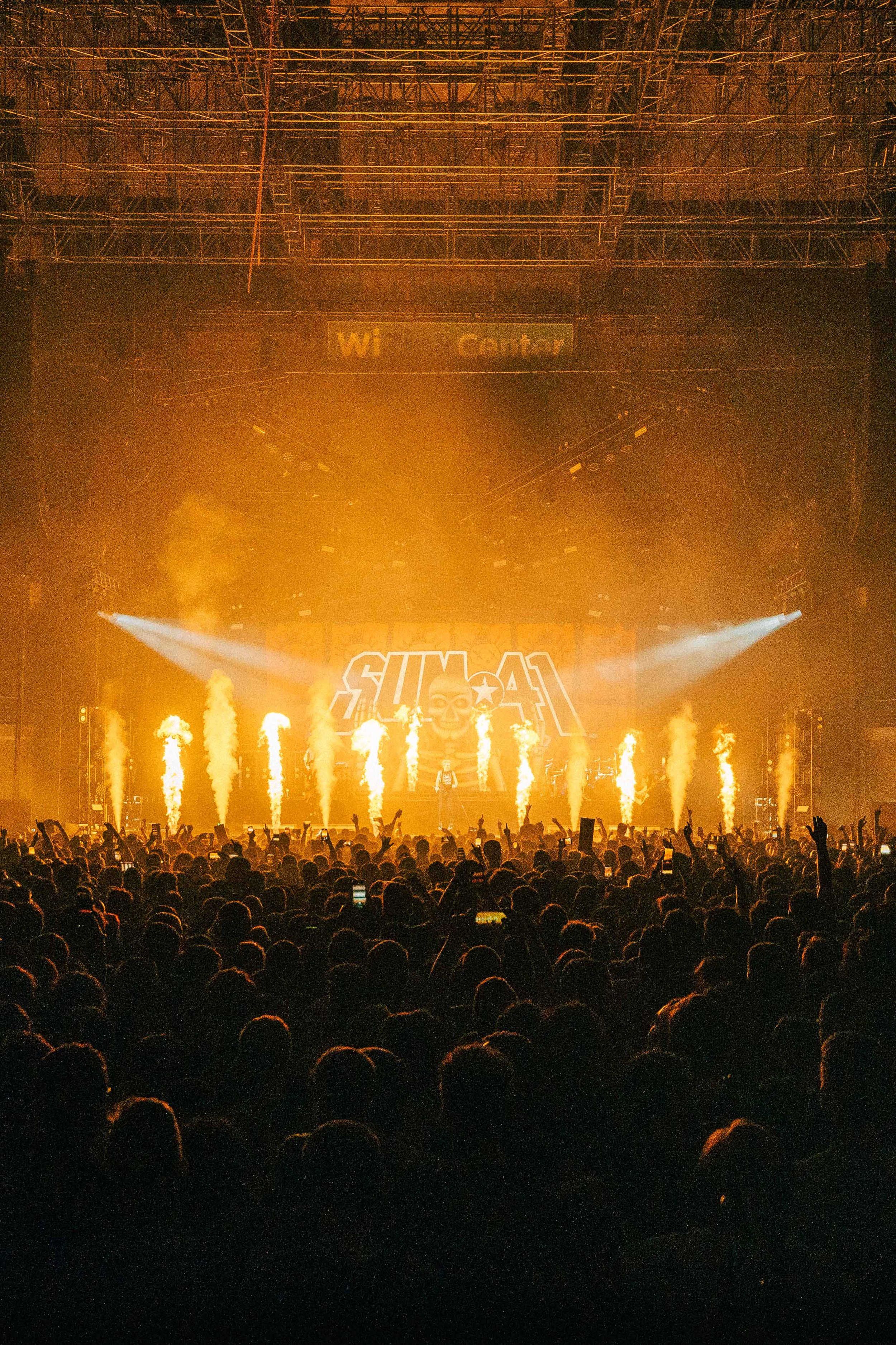 sum 41 madrid drop 1 - Mike Casey-70.jpg