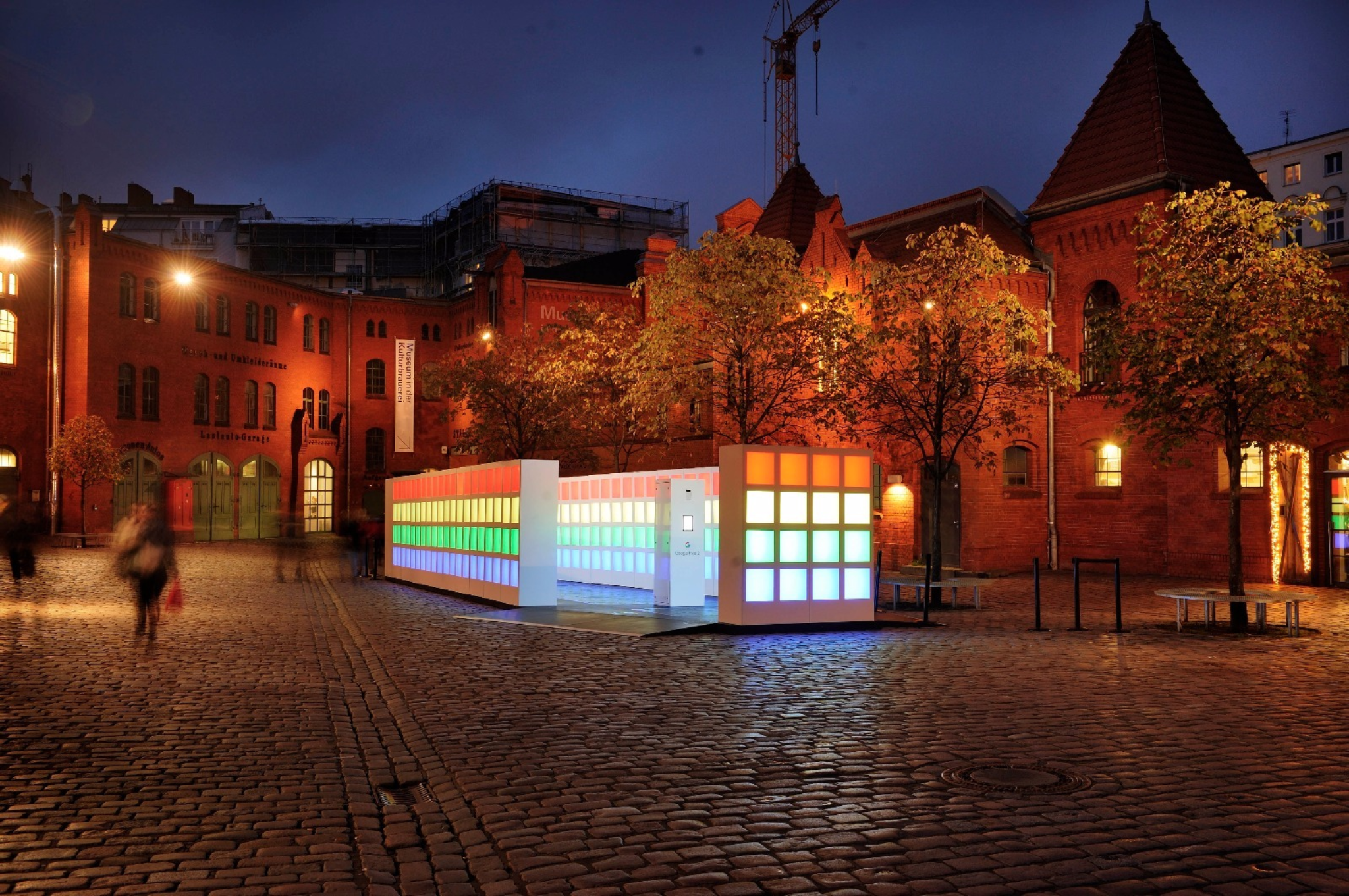  The world's largest photo booth, created for the Berlin Light Festival using the Google Pixel 2. 