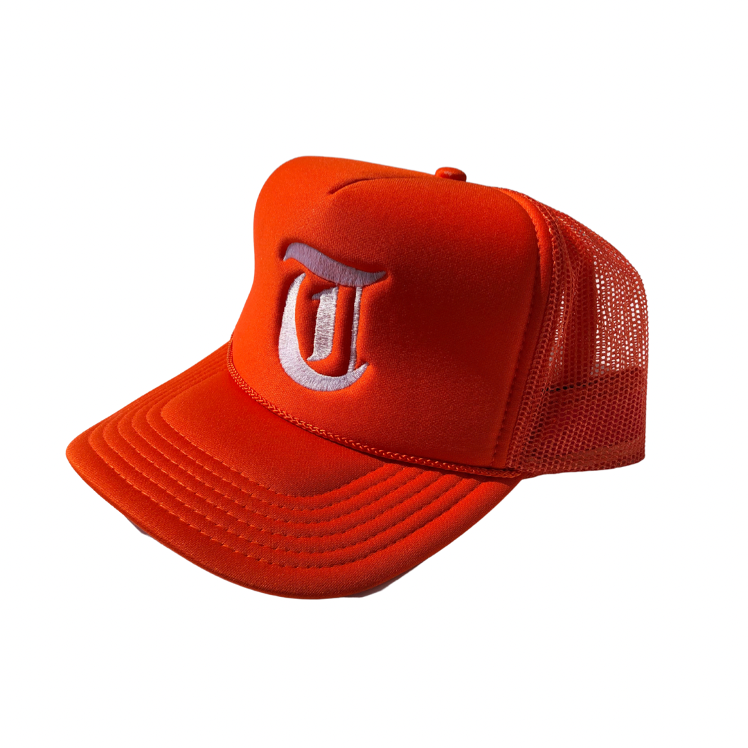 EB6054E8-F5B5-41BD-BAA5-C1E83E7C76B9