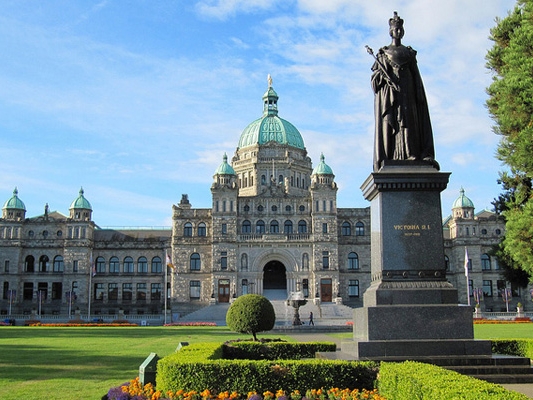 victoria.jpg