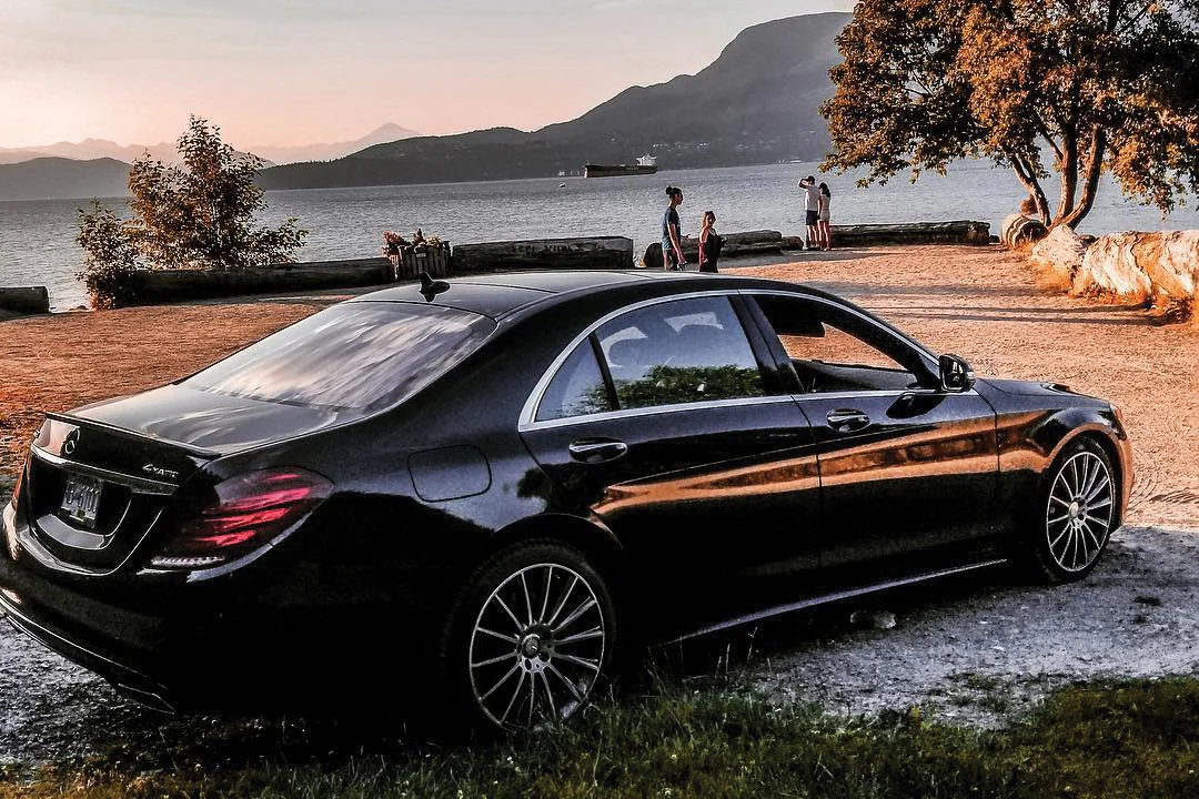 limobook-vancouver-limousine-mercedes-s550.jpg