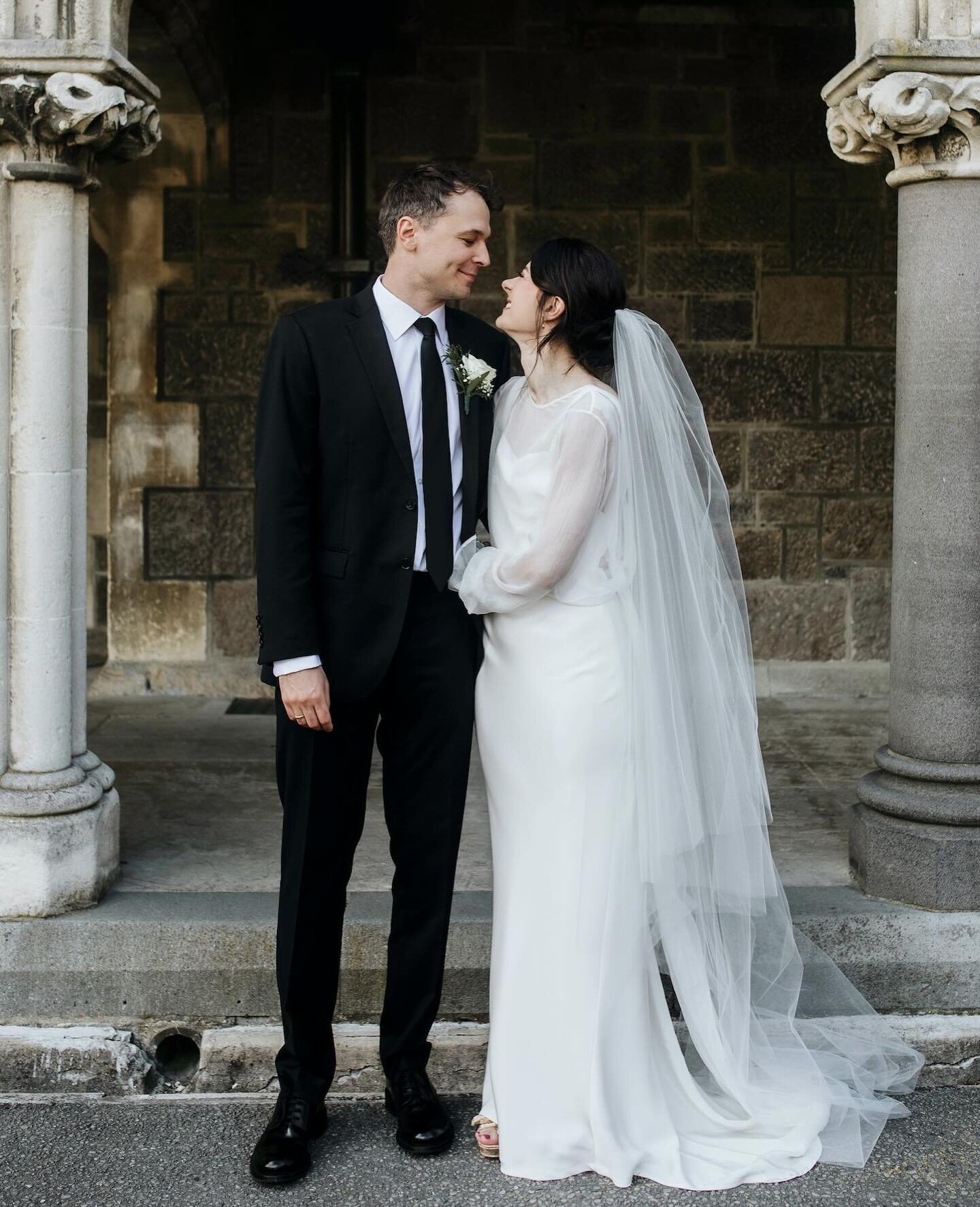 Hayes Bride | Philippa⁠
⁠
Such a pleasure to have the lovely Philippa in the studio creating her custom Tyne Gown, Jagger Blouse and blusher veil ⁠🤍
⁠
So beautifully captured by @capturedbykels ⁠
⁠