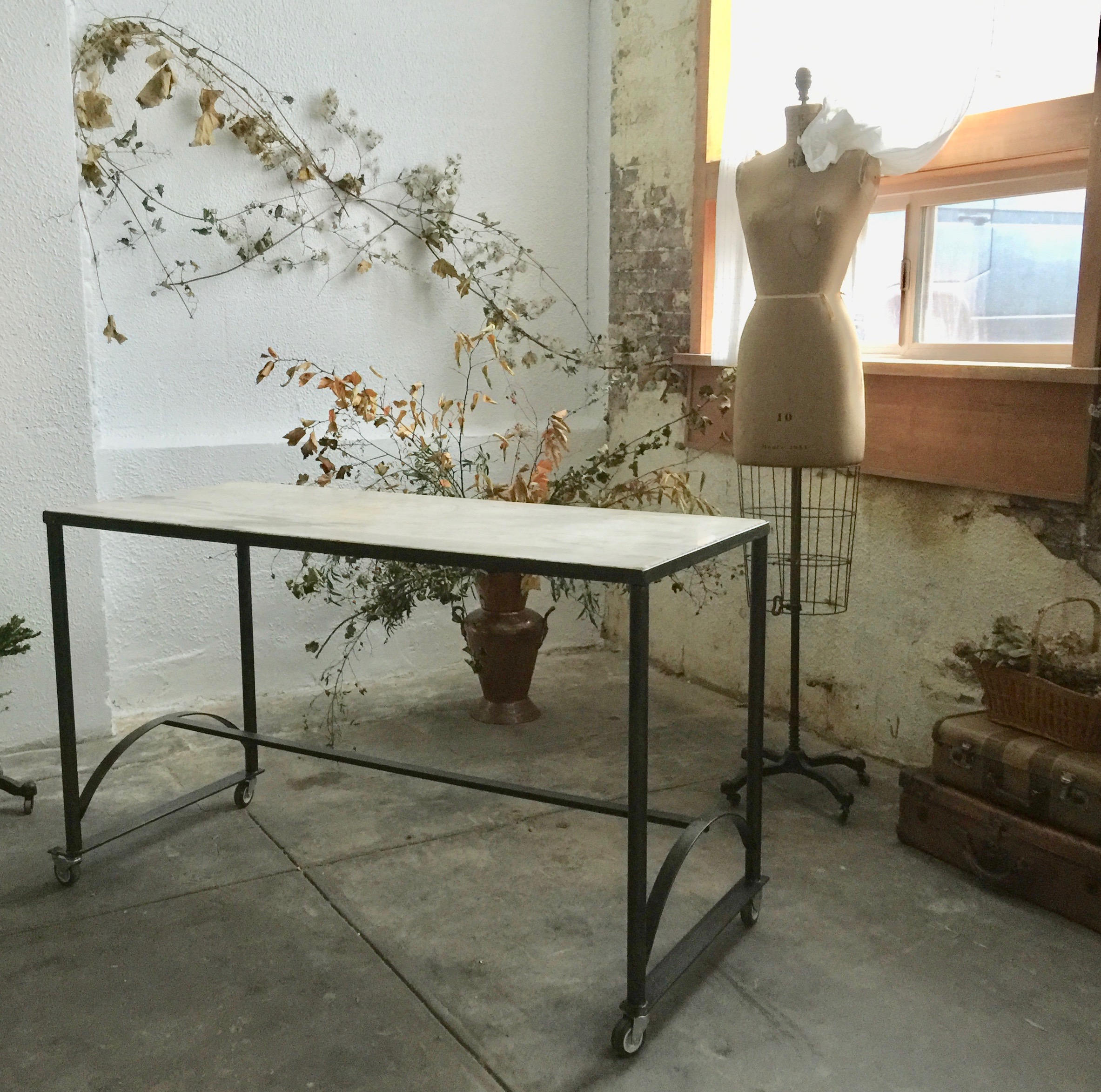 metal-fabrication-modern-marble-tables.jpeg
