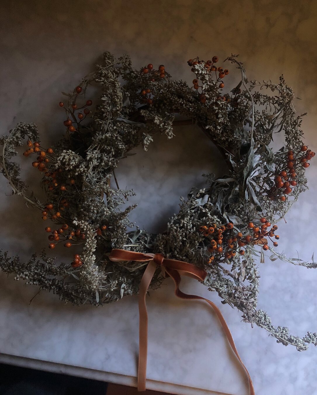 So many requests for wreaths! So we listened! 

Excited to announce we will be at @thefoundryhomegoods this Sunday from 11-3 with some magical little wreaths for sale. Quantity will be limited so hurry in!