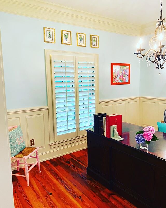 Nice, clean, and brightly finished room! 🤩🤩🤩 #studyroom #plantationshutters