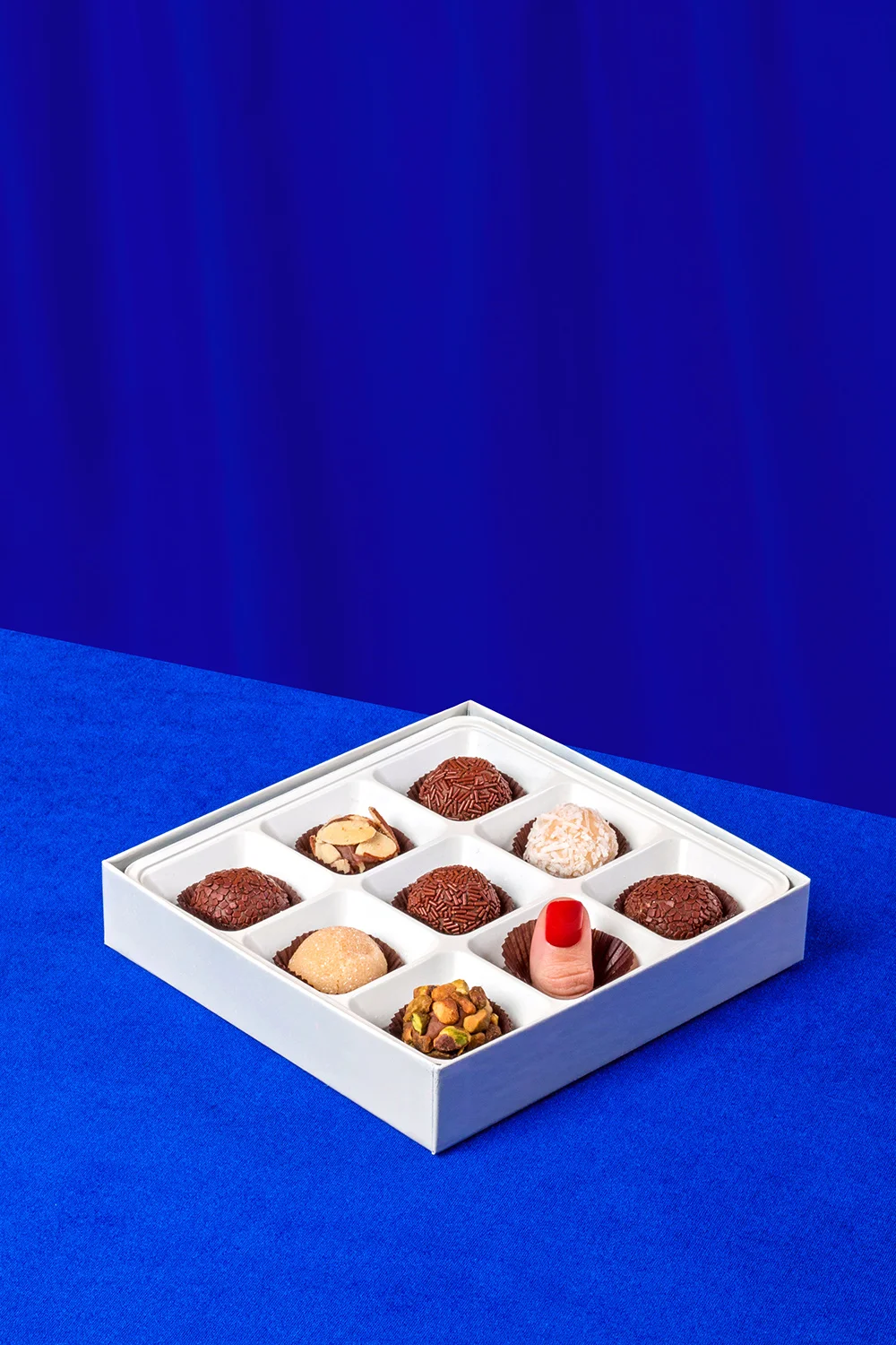 THINGS_UNIQUE_FingerChocolate.jpg