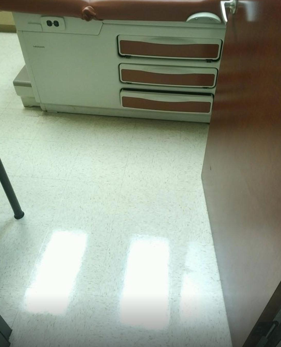 Floor Cleaning Services at Doctor Office