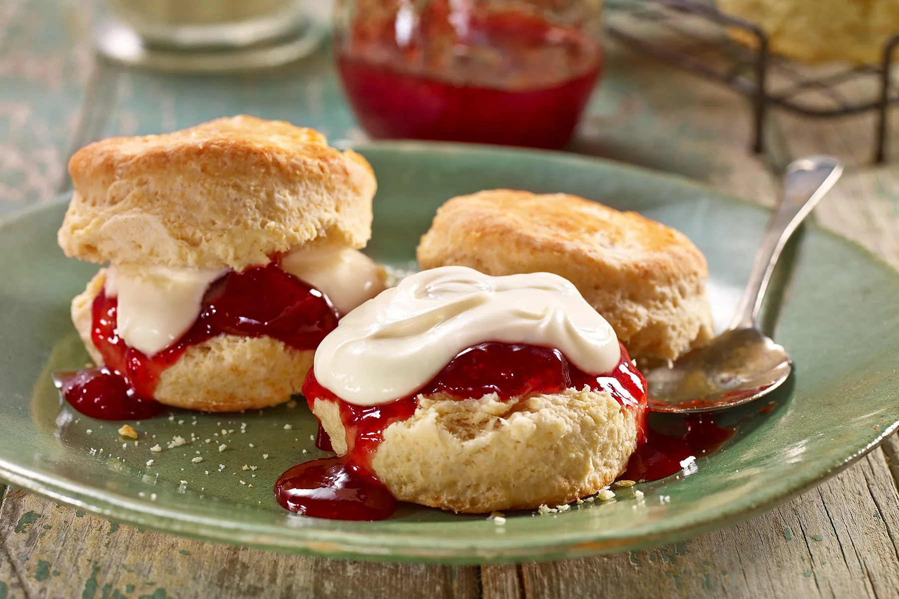 muffin, jam, dessert, food, food photographer, drink photographer, Long Island food photographer, product photographer, photographer, studio photographer, packaging, John Montana, Montana