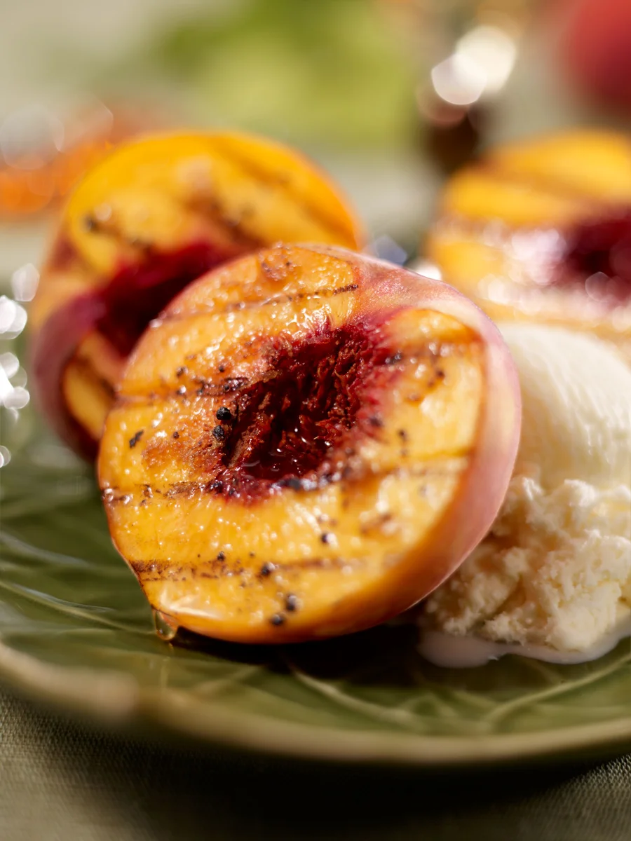 griller peaches, vanilla ice cream, dessert, food, food photographer, Long Island food photographer, product photographer, photographer, studio photographer, packaging, John Montana, Montana