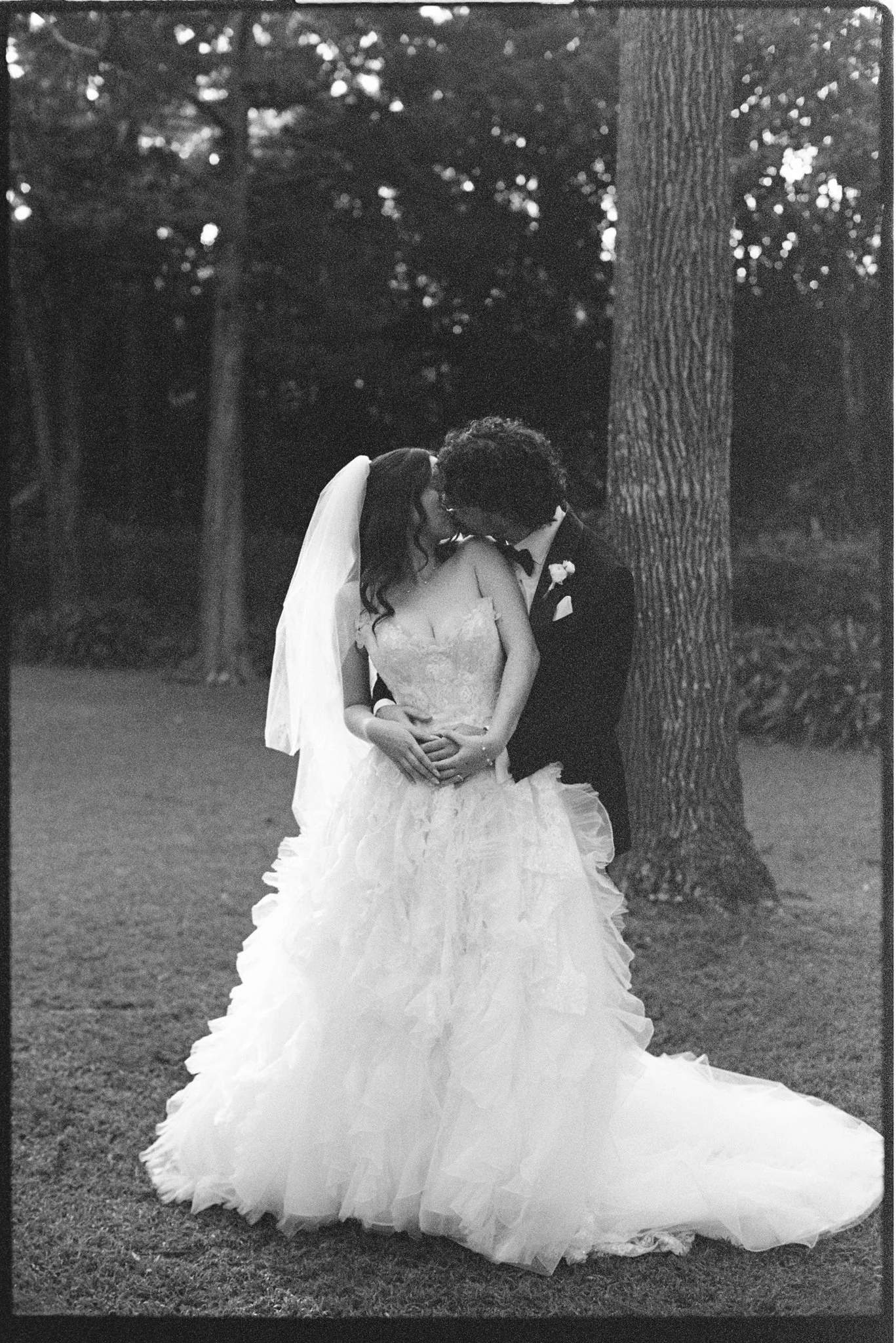 Sam & Sarah - Film (B&W)-6.jpg