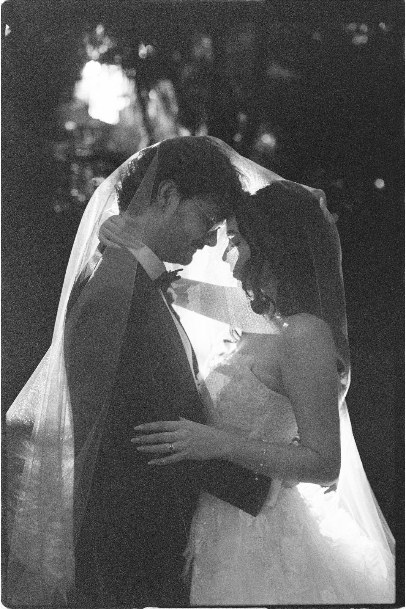 Sam & Sarah - Film (B&W)-7.jpg