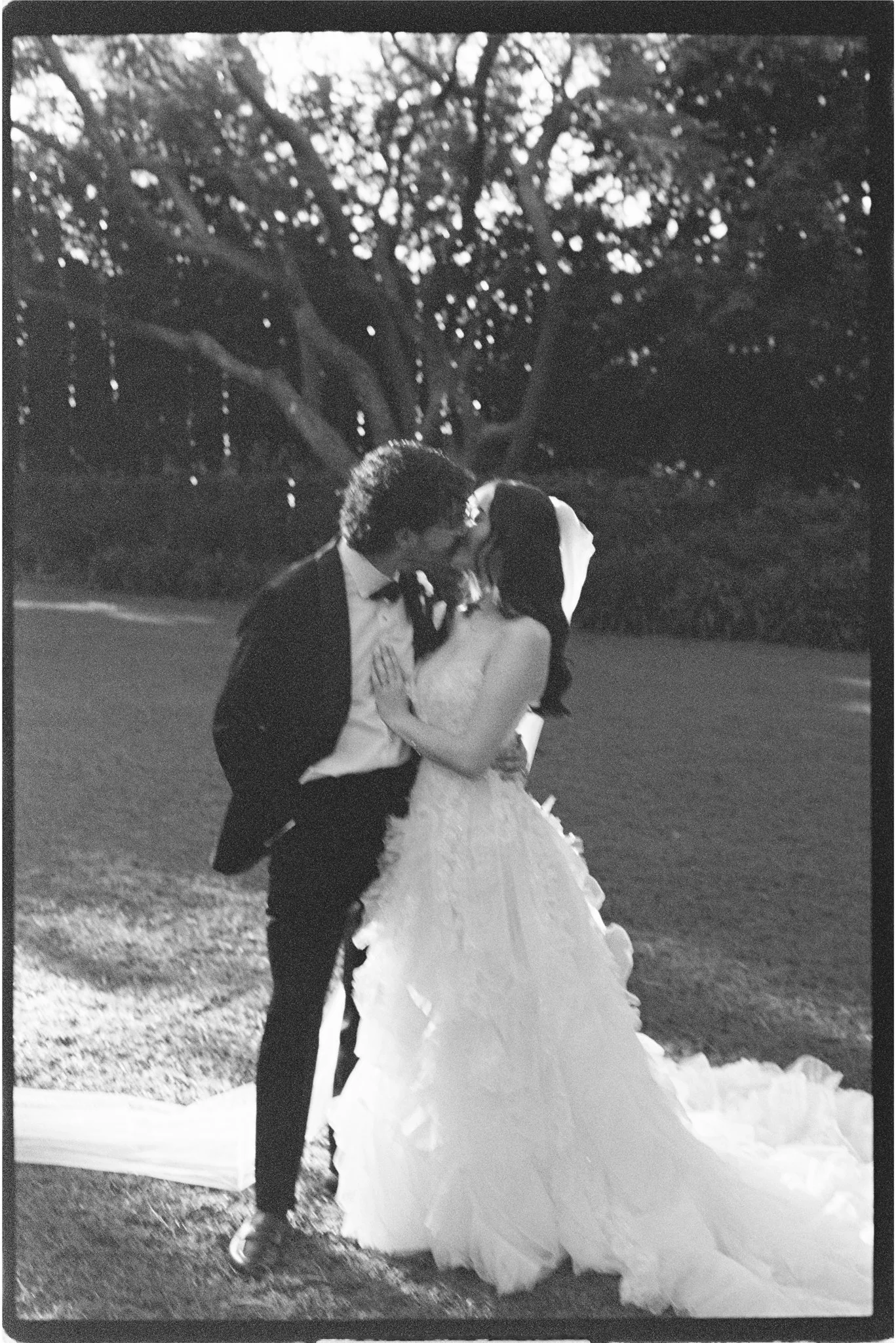 Sam & Sarah - Film (B&W)-12.jpg