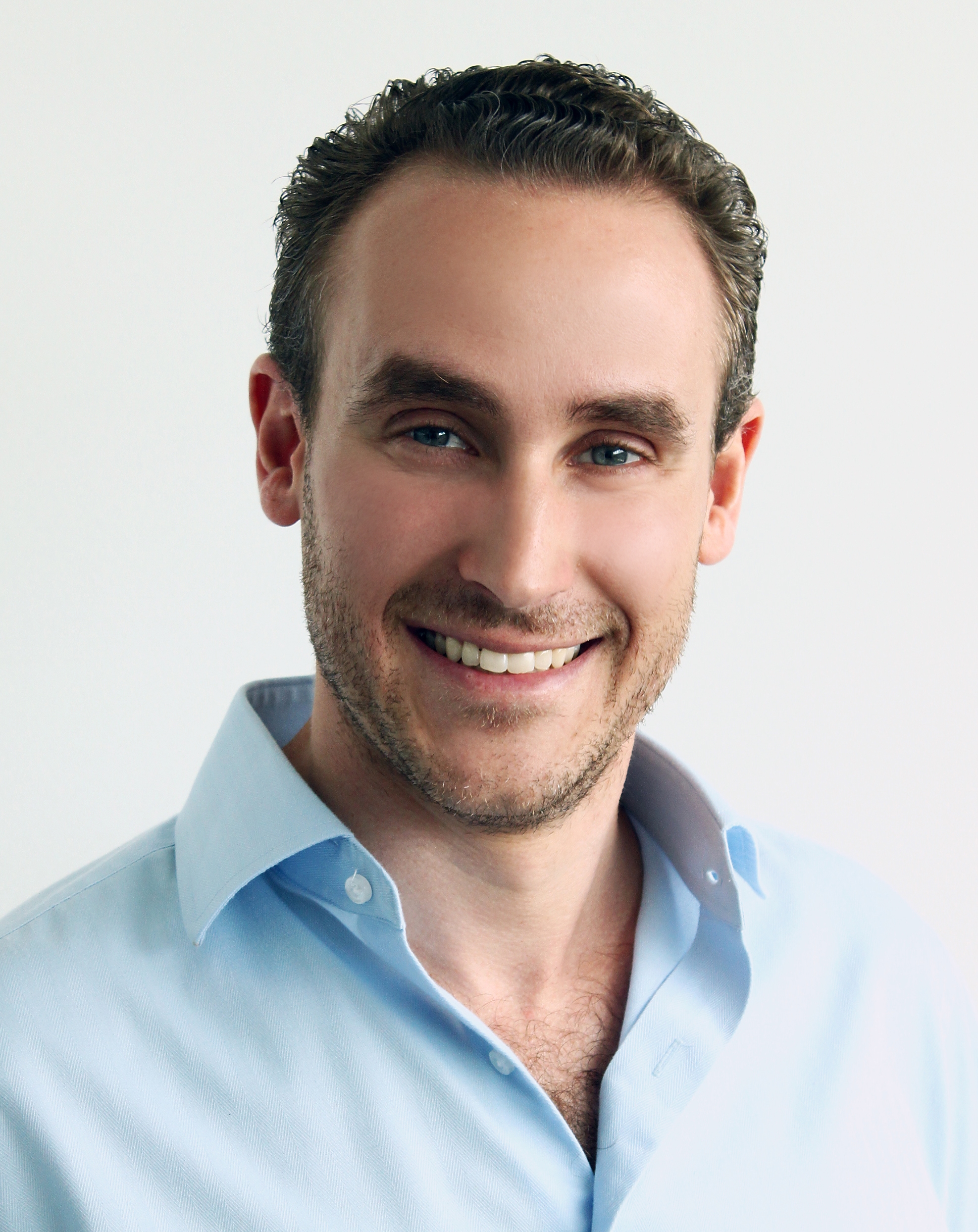   Roger E. Egan III    Redmart     Co-Founder and CEO   