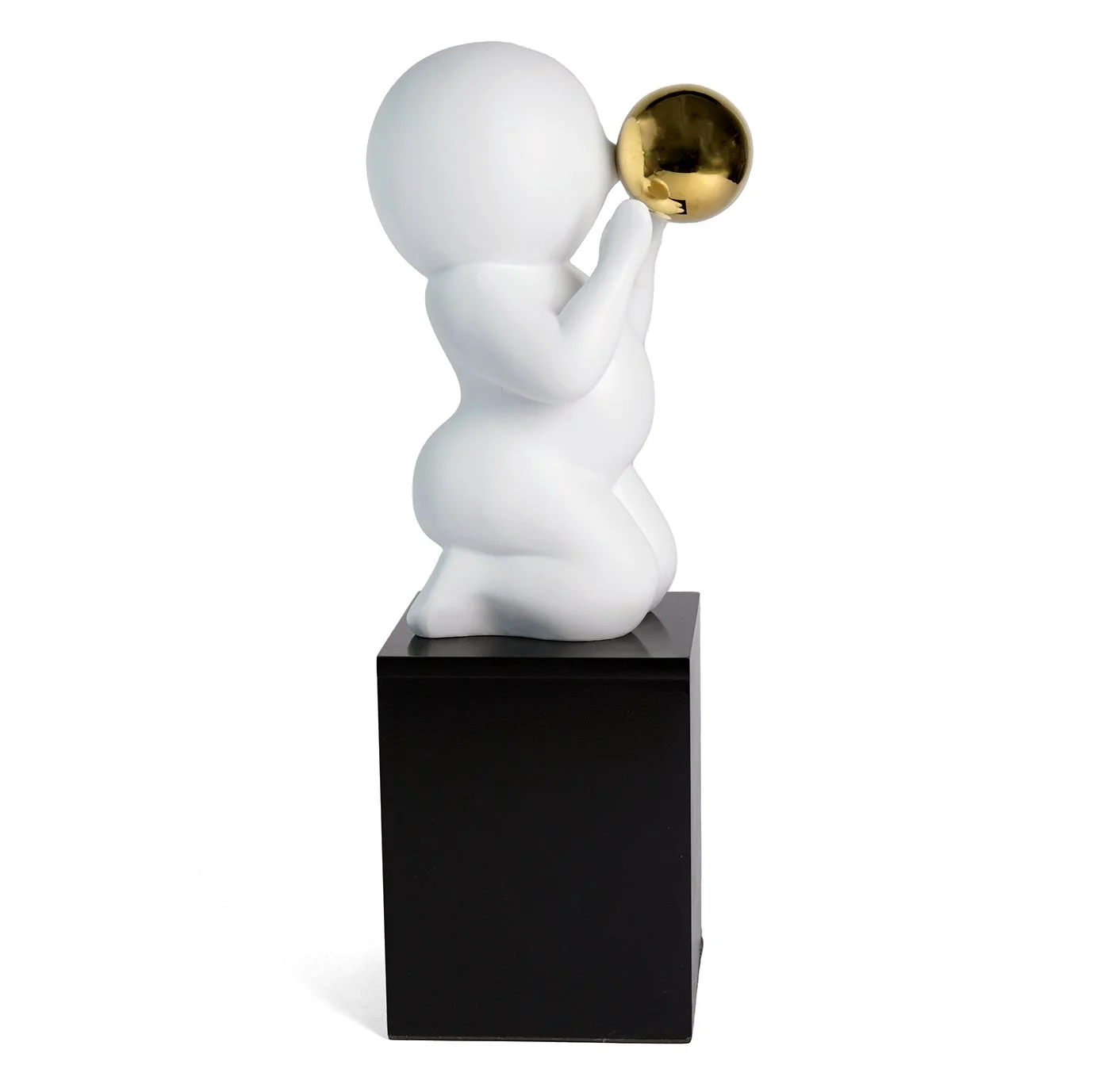 LolaSculpture-03.JPG