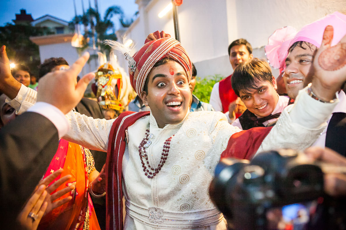 Aaryan sets the Baraat to a ear shattering Crescendo.