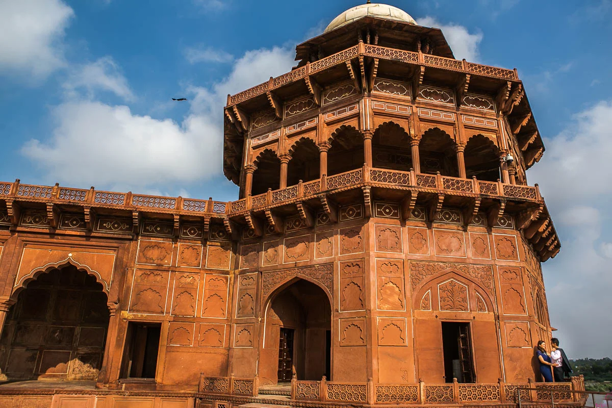 The east and west sides of the Taj have identical looking entrance gates made of red brick