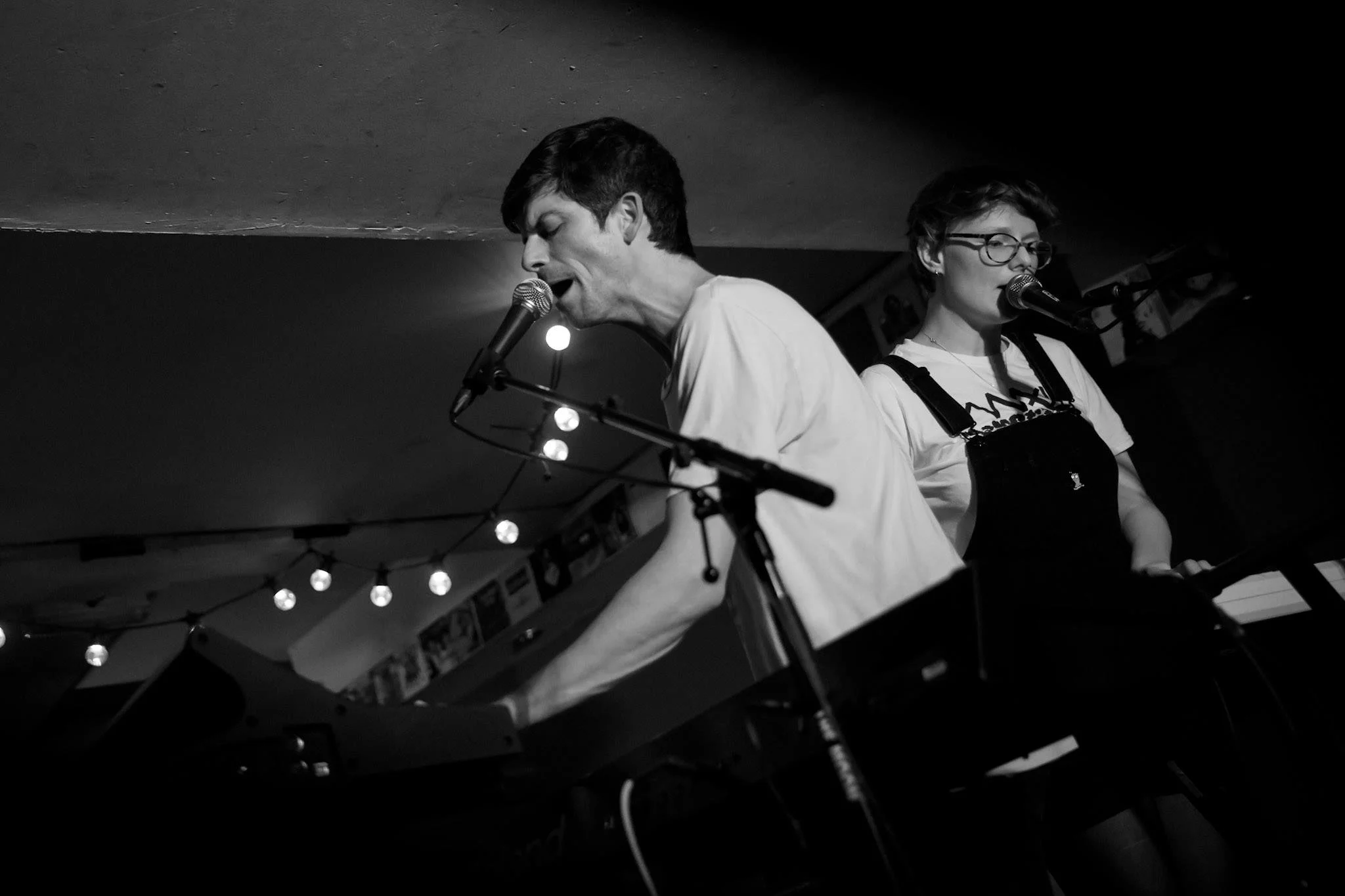Euros Childs by Simon Ayre3.jpg