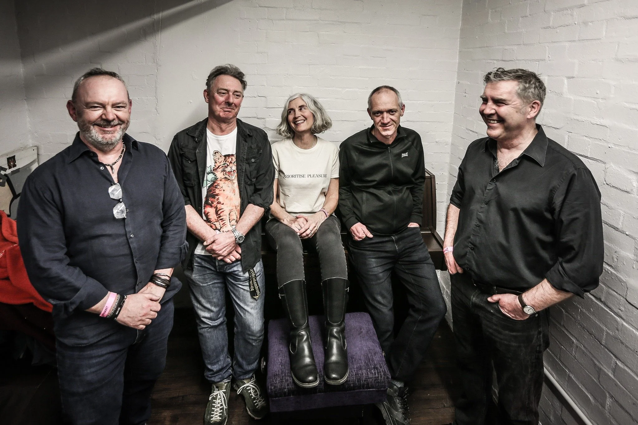 WALES GOES POP SATURDAY: THE POPGUNS, RED TELEPHONE, ¡AY CARMELA, AUTOCAMPER, Y DAIL, DREAM PHONE, INCORRIGIBLE GIRL, ROMA LANE